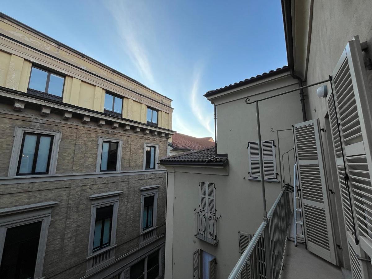 Zenhouse - Nel Cuore Del Centro Storico Di Torino Zewnętrze zdjęcie
