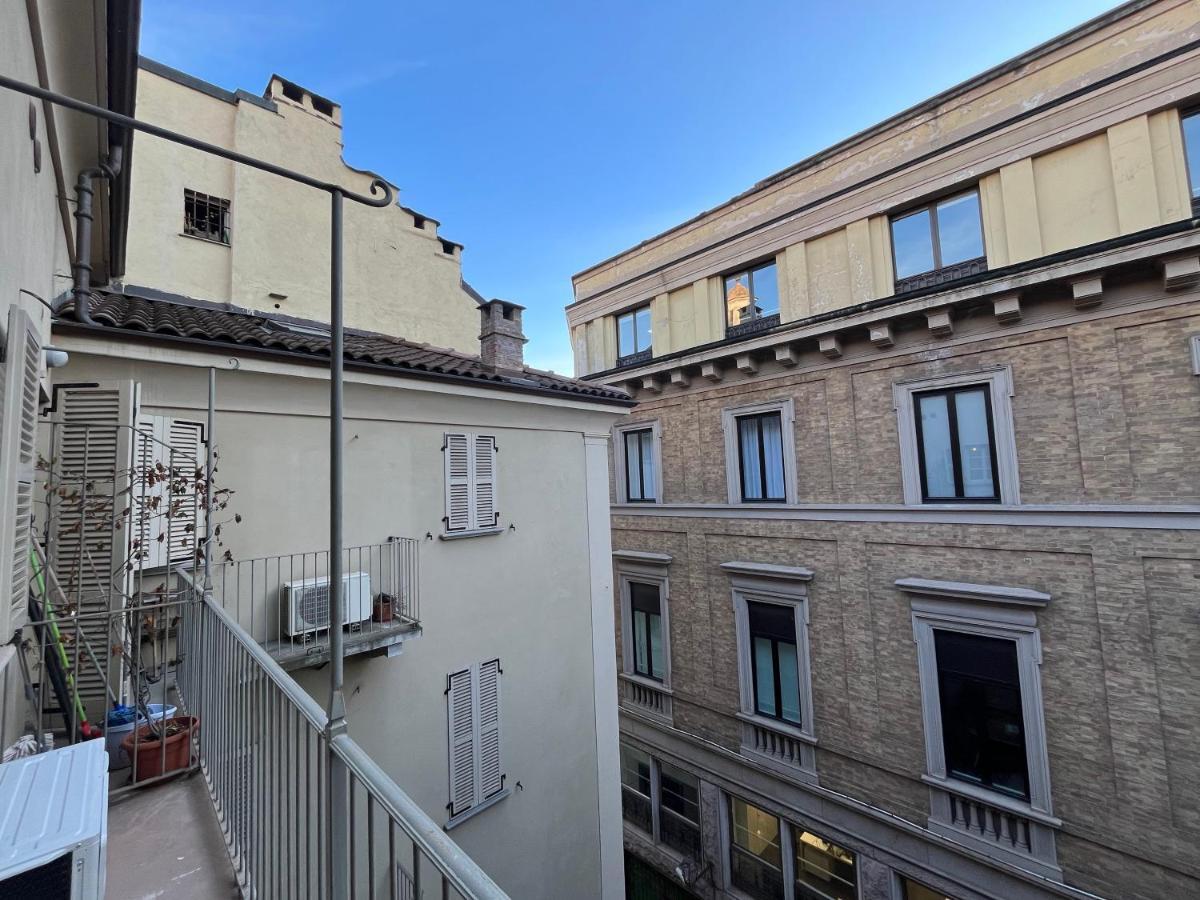 Zenhouse - Nel Cuore Del Centro Storico Di Torino Zewnętrze zdjęcie